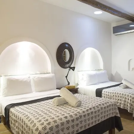Hotel Yum Kin 4*