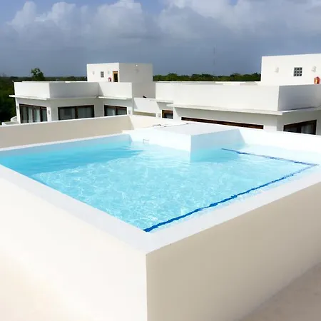Intima Adults Only Hotel
