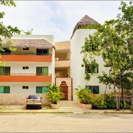 Nautica Apartment