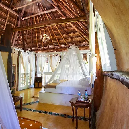 Lamar Front And Pool Hotel Tulum