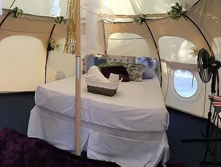 Harmony Glamping Boutique And Yoga 2*