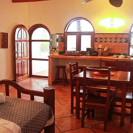 Hotel Yum Kin 4*