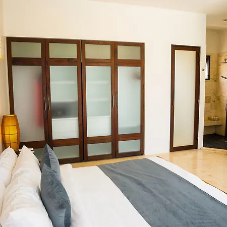 Hotel Intima Adults Only