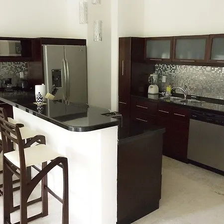 Hotel Intima Adults Only