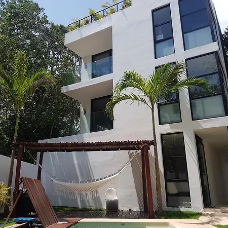 Park Lane Aparthotel