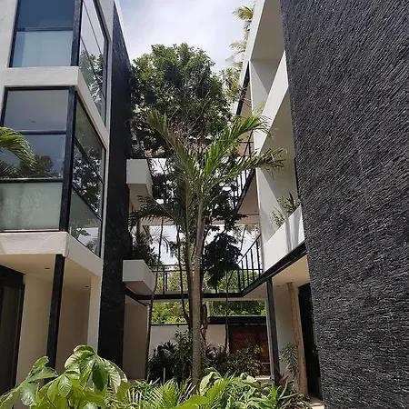Park Lane Aparthotel