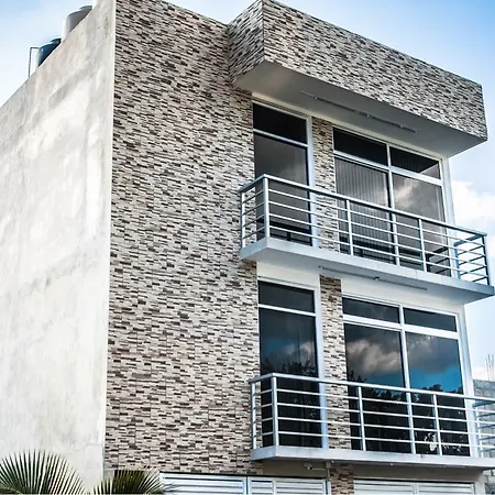 Casa Paraiso Inn 2*