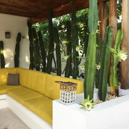Villa Luxury Private , Private Pool, Private Garden, Jacuzzi, 24hours Security *