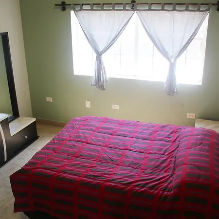 Quintana Roots Hostal