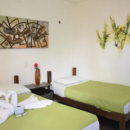 Hostel Emotion Avenida & Tulum
