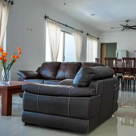Mayan House 3*