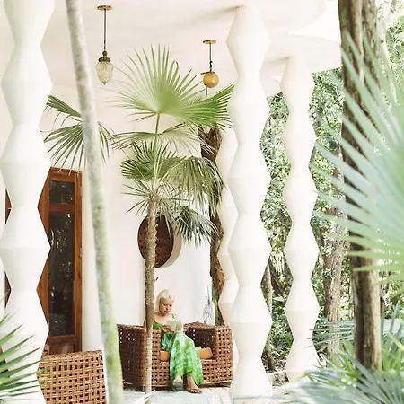 Hotel Holistika Tulum