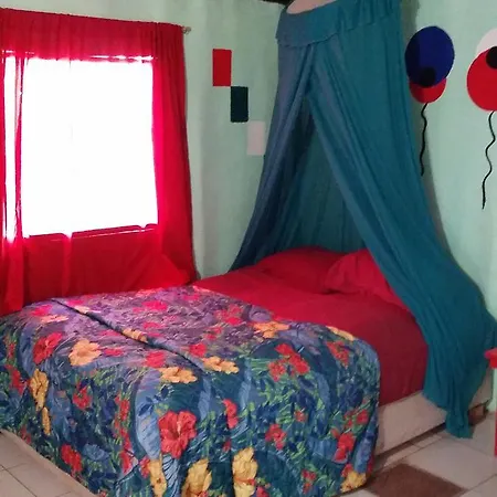 Hostal Rancho Tranquilo *