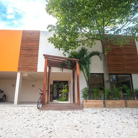 Uolis Nah 3* Tulum