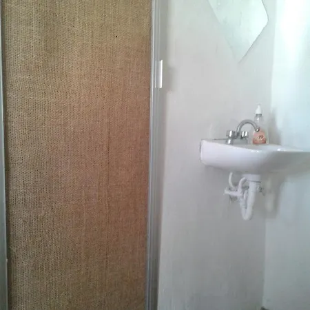 Hostal Lobo Inn Tulum *
