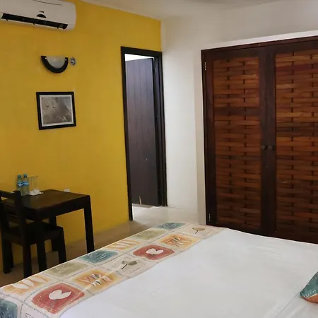 Hotel & Cabanas Zazil Kin 2*