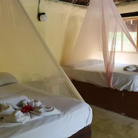 Hotel & Cabanas Zazil Kin 2*