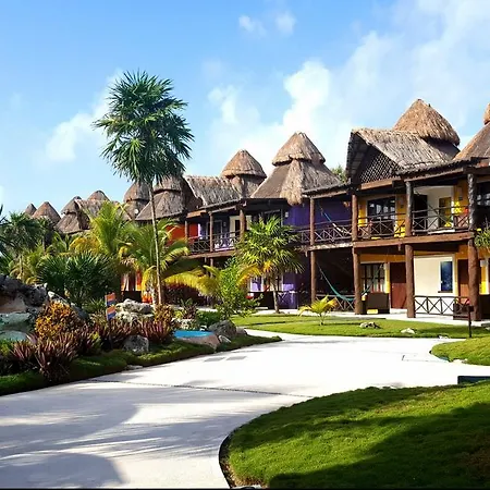 Pavoreal Hotel