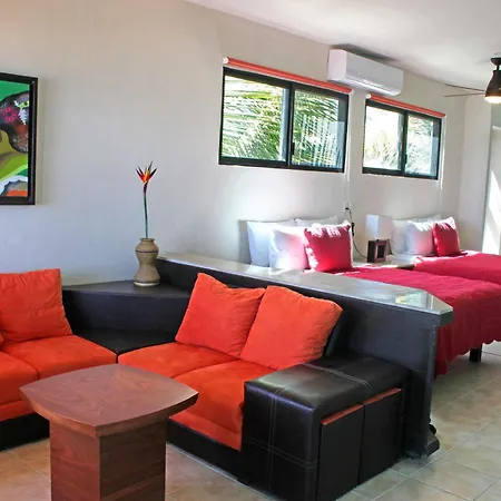 Hotel Keniza Beach 3*