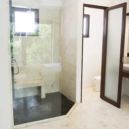 Intima Adults Only Hotel