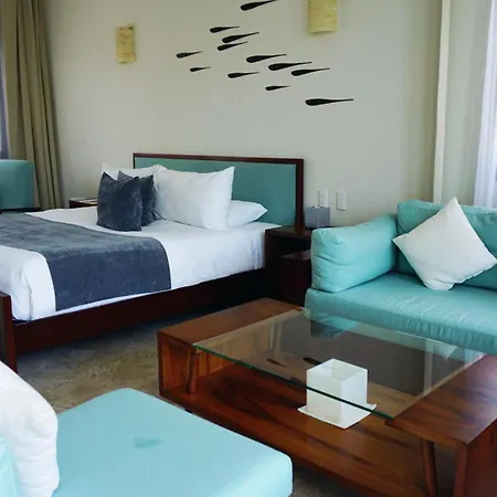 Hotel Intima Adults Only