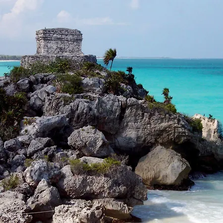 Hotel Lo Nuestro Petit Tulum
