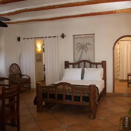 Hotel Yum Kin 4*