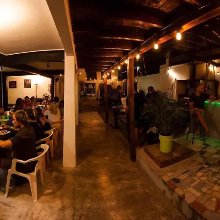 Babel Hostel *