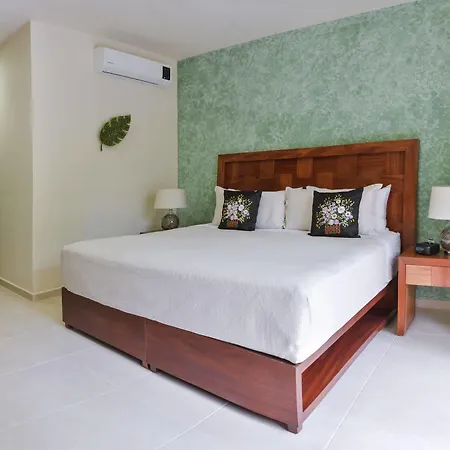 Casa Prieta Penthouse Hotel 4*