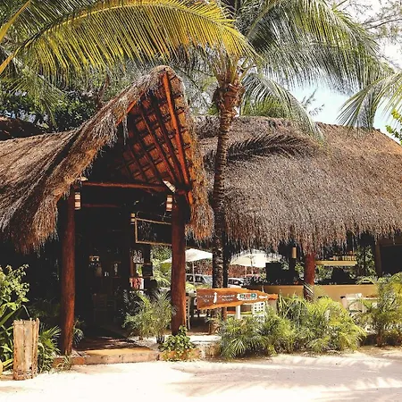 Hotel Tulum- & 4*