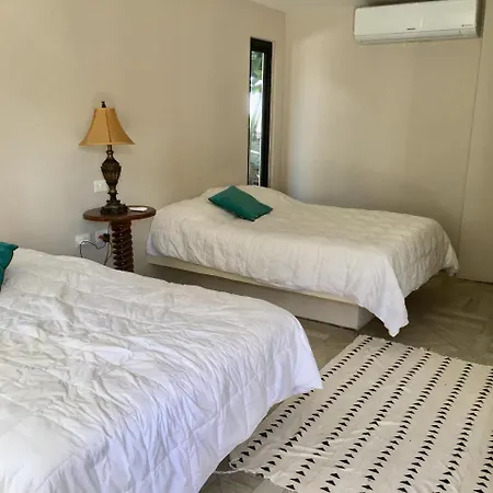 Bed & Breakfast Copal