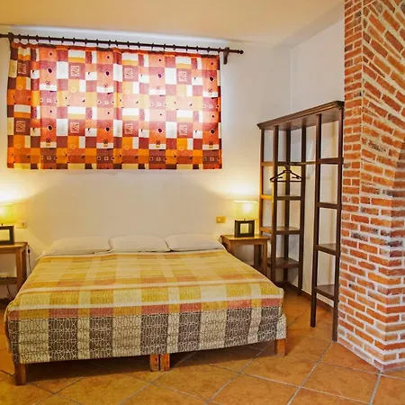 Giana Hotel 3*