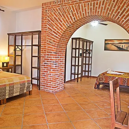 Hotel Giana 3*