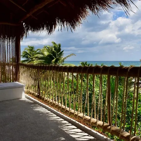 Hotel Casa-laha Tulum