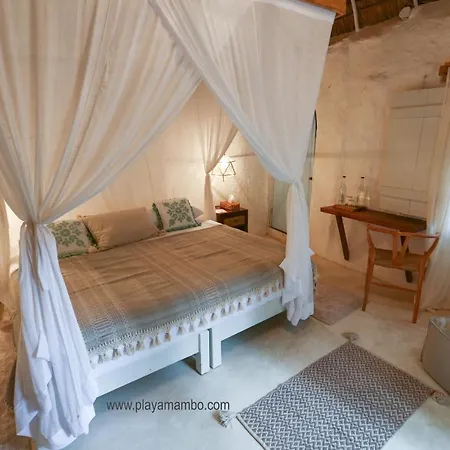 Playa Mambo Eco Cabanas