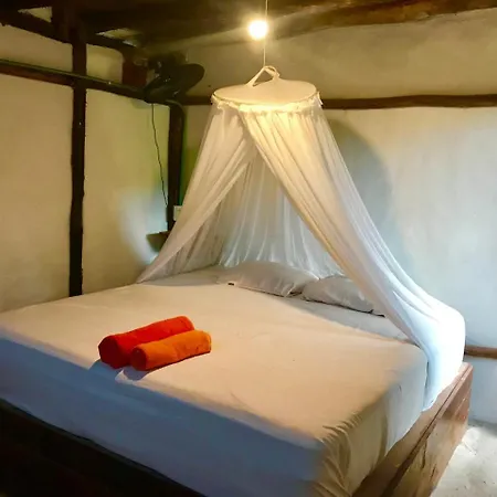 Uma Oceanfront 5*