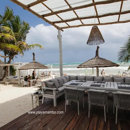 Playa Mambo Eco Cabanas Hotel