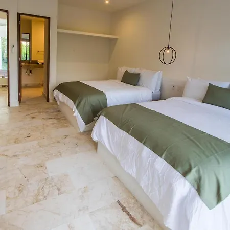 Stunning 4br With Private Pool La Veleta Retreat *