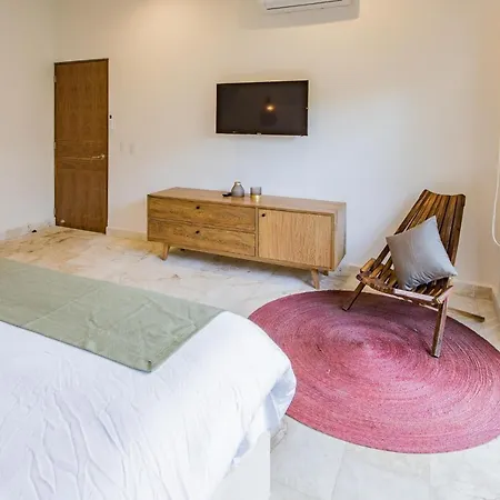 Stunning 4br With Private Pool La Veleta Retreat Villa *