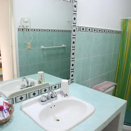 Residencia La Mariposa 3*
