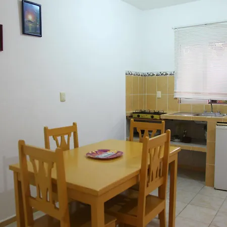Residencia La Mariposa 3*