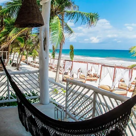 Amigos Boutique Tulum