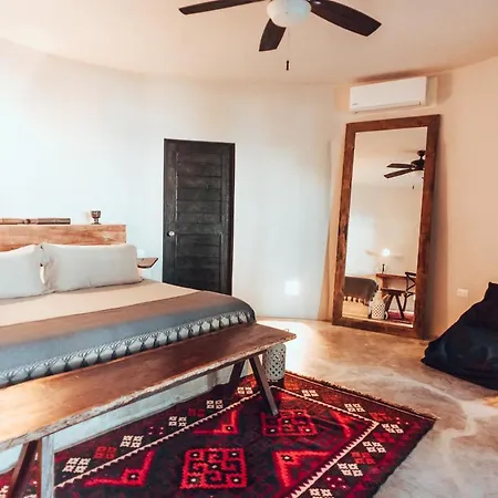 Hotel Tribal
