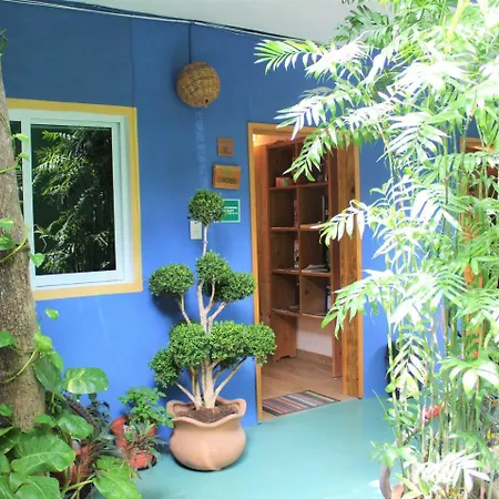Casa Almendro 2*