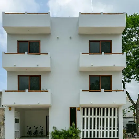 Standard By Guruhotel Apartahotel