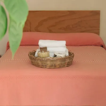 Hotel Amorcito Corazon & *