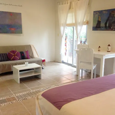 Hotel Geminis Boutique Condohotel 4*