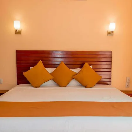 Apartahotel Nah 4*