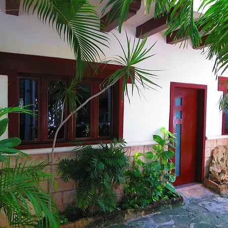 Hotel Xibalba Dive Center 3*