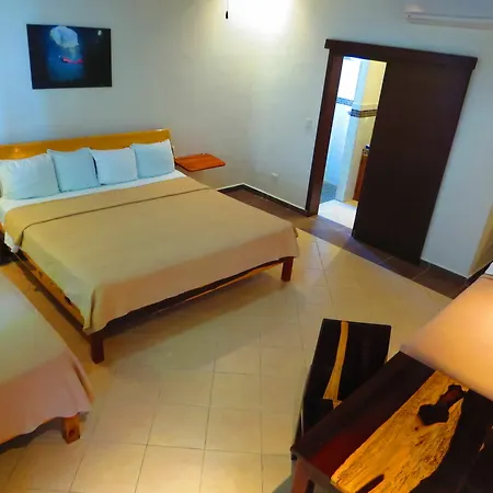 Xibalba Dive Center Hotel 3*